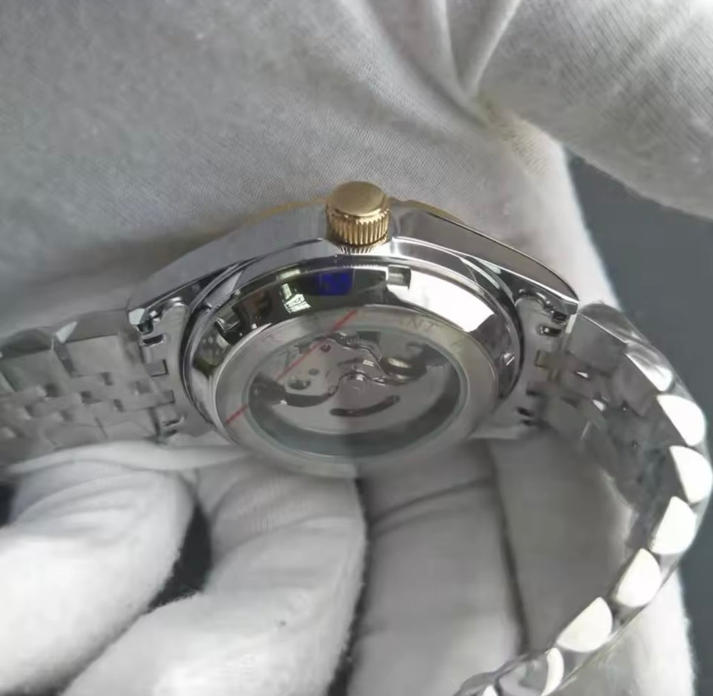 Montre Pink Cohome – Élégance contemporaine avec une touche d’originalité