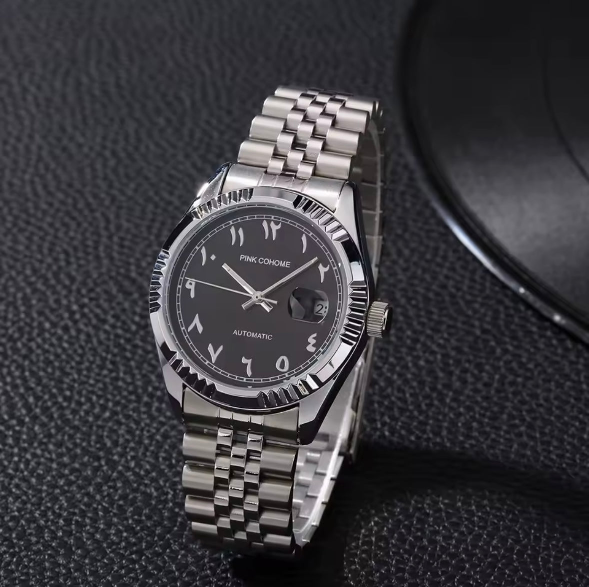 Montre Pink Cohome – Élégance contemporaine avec une touche d’originalité